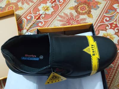 burly safety shoes