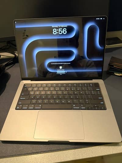 Macbook pro 14 inch m3, 8/512Gb