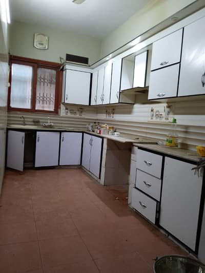 4 bed drawing lounge 1st floor portion for rent 24 hours water and electricity separate gate and meters