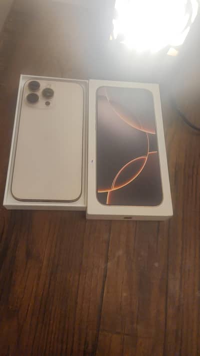 16 Pro Max 256GB 100% Battery health desert Taitanium