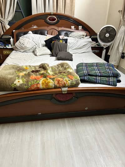 Bed set , king size bed without Mattress , lasani made bed set