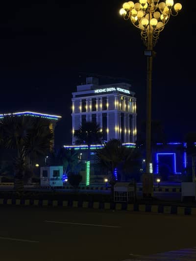 Female Computer Operator needed