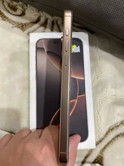 16 pro max 256gb desert titanium