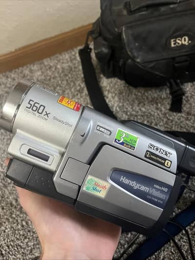 Sony Hi8 Cassette Camera with all accessories