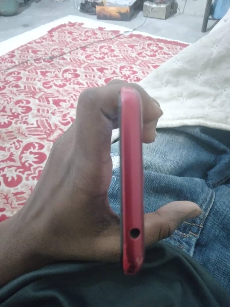 ialiyan2008@gmail. com 7