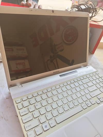 Sony I3 3ere genration