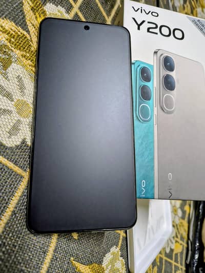 vivo Y200 8GB 256GB rom PTA Approved