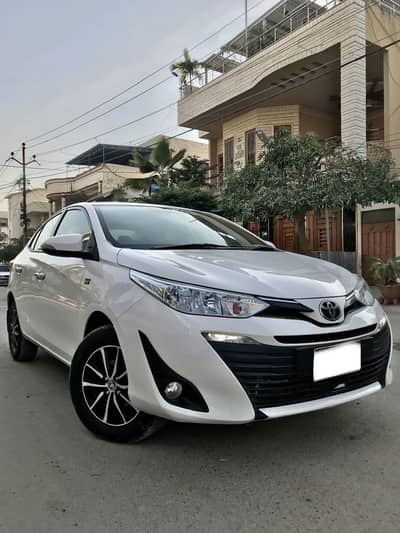 Toyota Yaris Ativ-X CVT-i 1.5 (2021) in mint condition