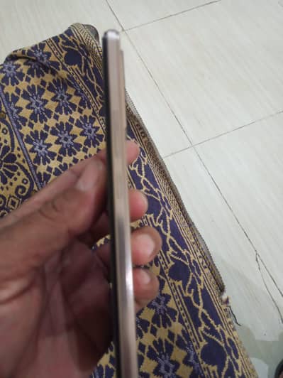 vivo V 23 e model 8/8+128 urgent for sale ha