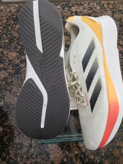 Brand new duramo sl 100 percent authentic real /// guranteed money bac