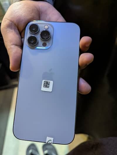 In like brand new condition 512 gb 13 pro max