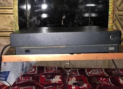 Xbox One X (Ultra HD 4K Resolution) with Accessories