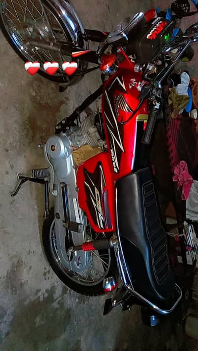 Honda 125 Total original.