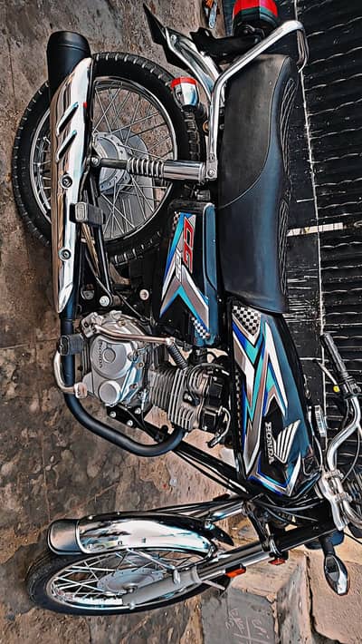 Honda CG 125 2025 /unregistered/ contact: 03332344572