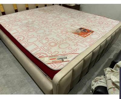 Bed & Mattress