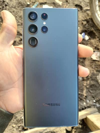 Samsung s22 ultra 12-256. . . 03262822133