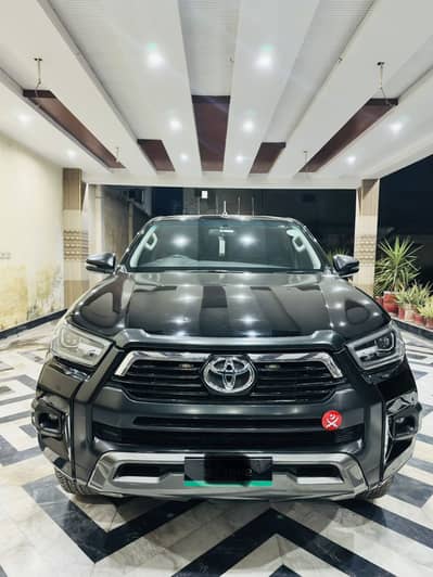 Toyota hilux revo rocco 2022