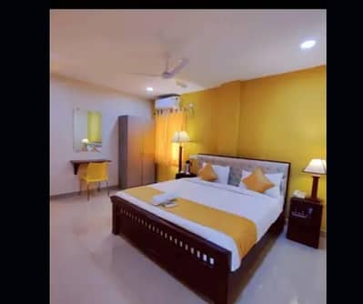 Studio phr day Sort Time available