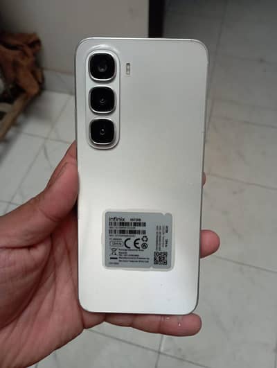 Infinix Hot 60i 6GB 128GB Brand new condition