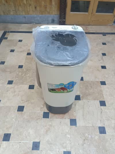 Haier spinner. 0300.6666. 878