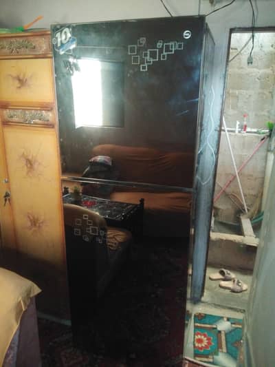 pel jambo size fridge read add 03228732863. zong