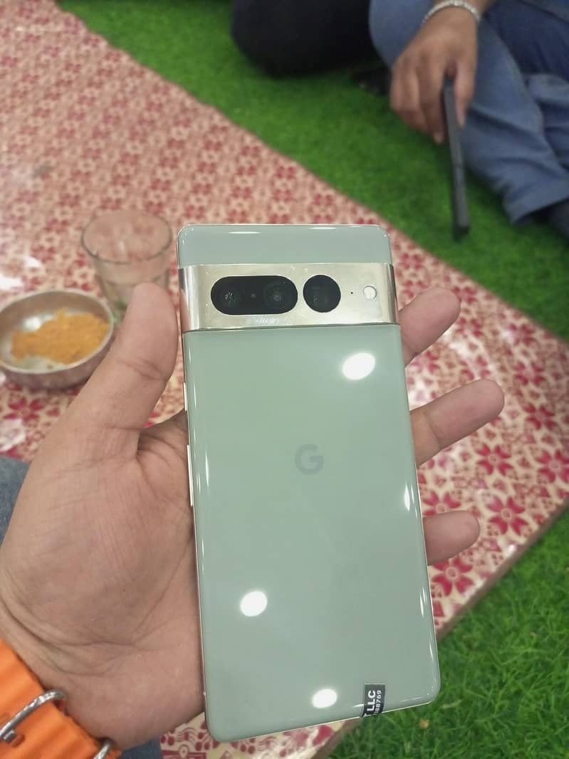 Google pixel 7 pro 1