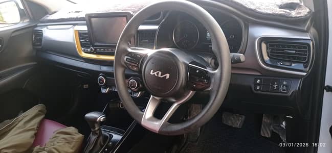 KIA STONIC 2025