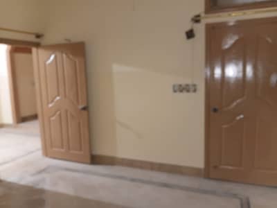 1st FLoor - 2 Bed DD + Gallery Portion for Rent