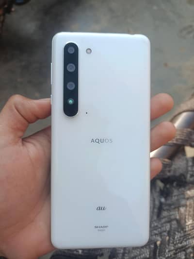 AQUOS R5G 12+256 urgent sale only serious buyers contact me