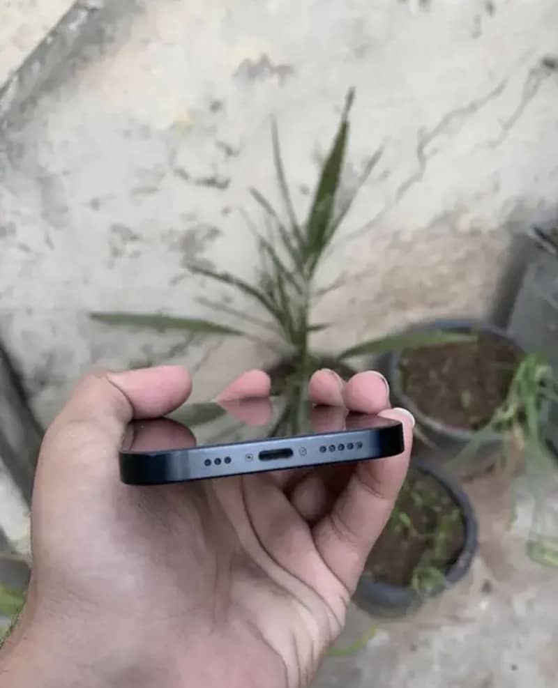 iPhone 13 sim working 2