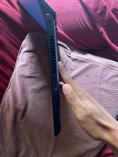 Thinkpad lenove 8 generation laptop for sale