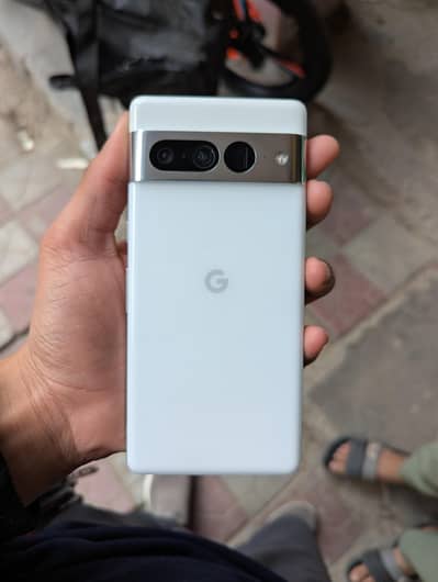 Google pixel 7pro C. P