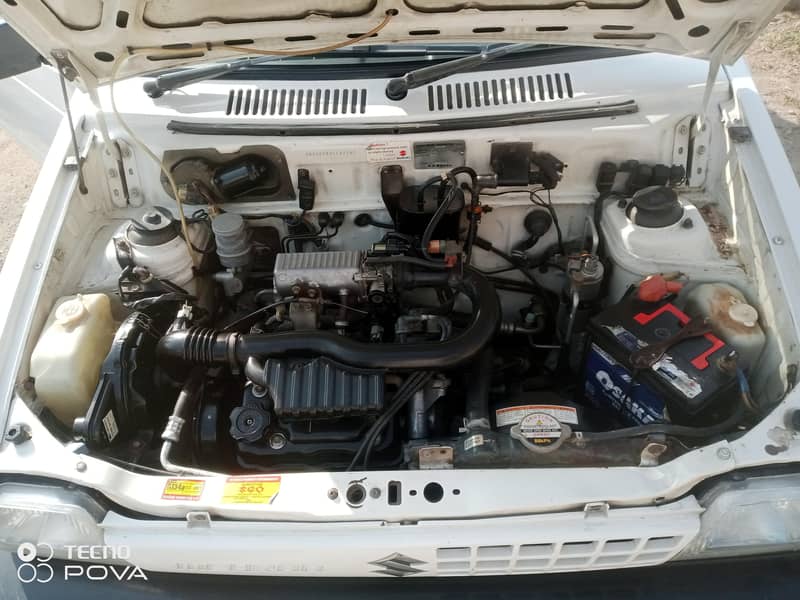 خوبصورت گاڑی ٹوٹل جینون کوئی دب خراش نہیں پوری باڈی  پر 1