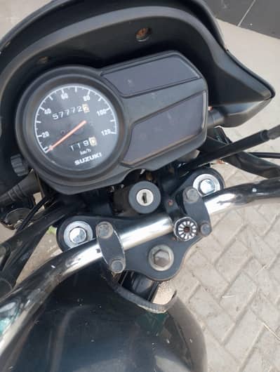 suzuki bike in geniun condition