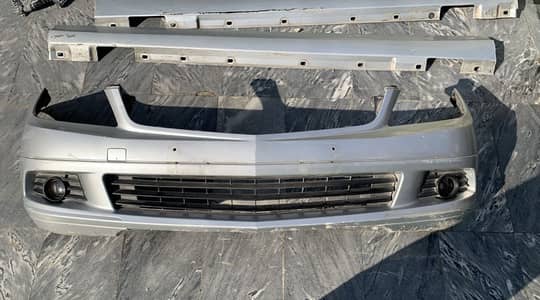 Mercedes class 2007 to 2009 genuine bumper for sale