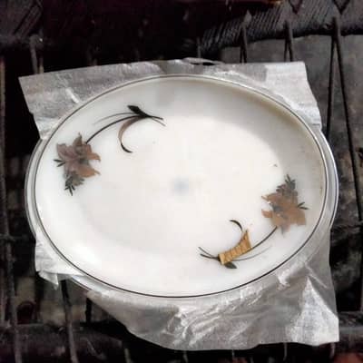 urgent sale 72picec marbel set new