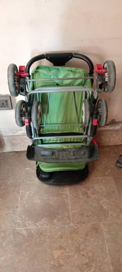 Tinnies stroller