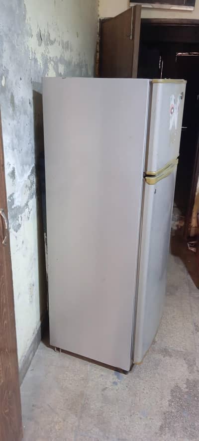Dawlance fridge for sale all ok fast Colling