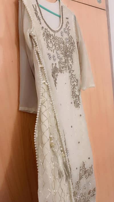 maxi full embroidery