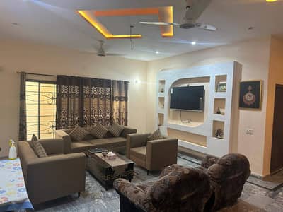 1 Kanal Uper Portion for Rent in Johar Town Near Emporium for Silent office (Call center + Software house)