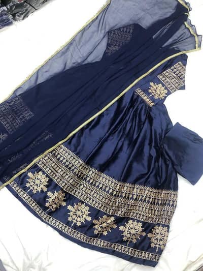 Women’s Shamoz Silk Embroidered Maxi Suit – 3 Pcs