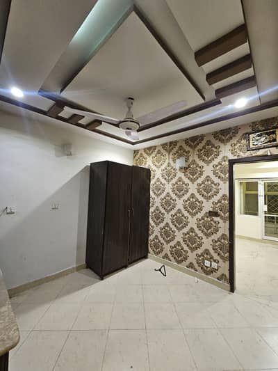 One bed unfurnished apartment available for rent in Islamabad markez