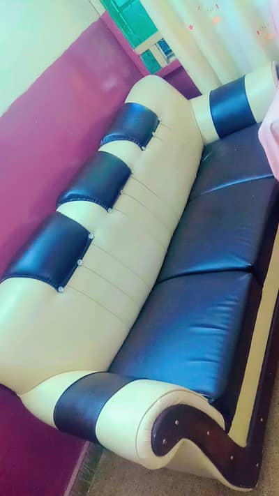 Seven seater Sofa for sell