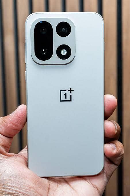 OnePlus 15 0