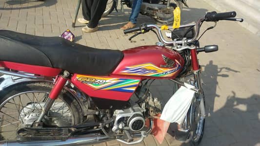 CD 70 bike urgent for sale 0325,6137554