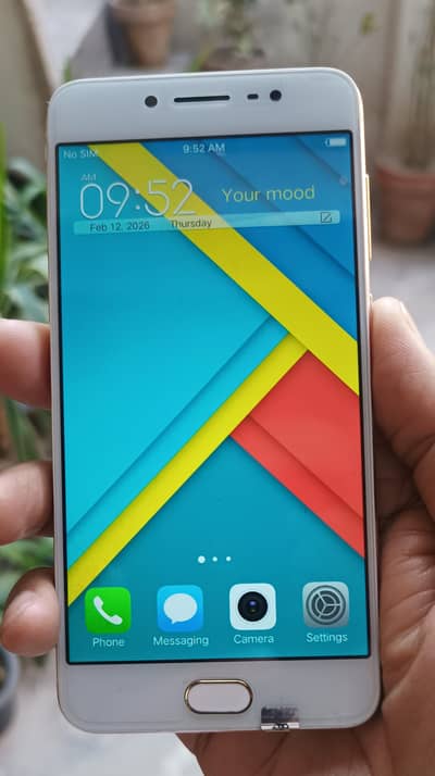 Vivo X7 Dual Sim   4 GB Ram | 128 GB Rom. . FingerPrint Sensor