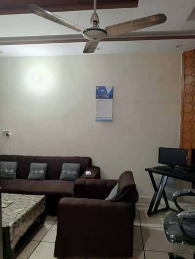 3 BEDROOMS WITH 2 ATTACH BATH AVAILABLE FOR RENT IN ALLAMA IQBAL TOWN