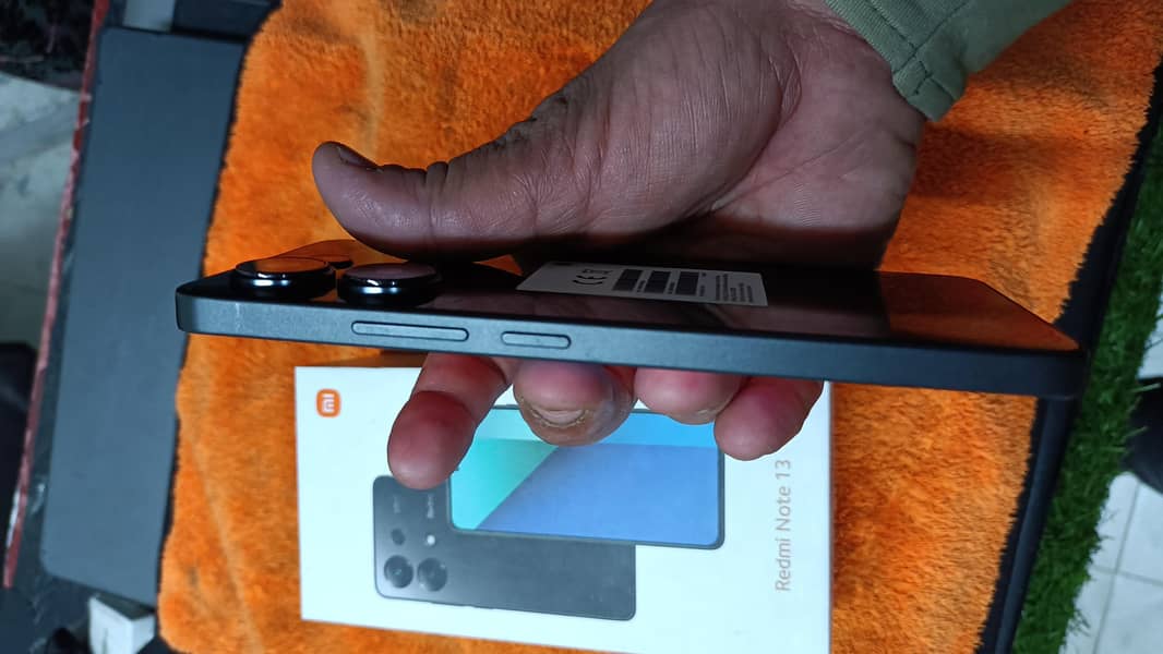 Redmi note 13 4