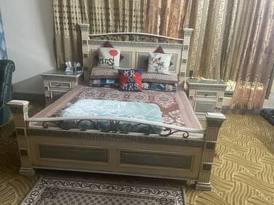 Premium 4-Piece Deco-Finish Bedroom Set for Sale