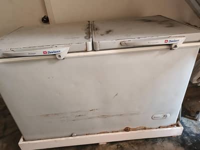 DAWLANCE DEEP FREEZER for sale